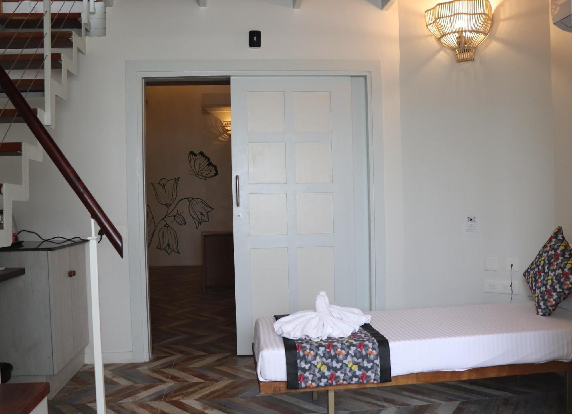 La Papillon Maison Пондичерри Экстерьер фото